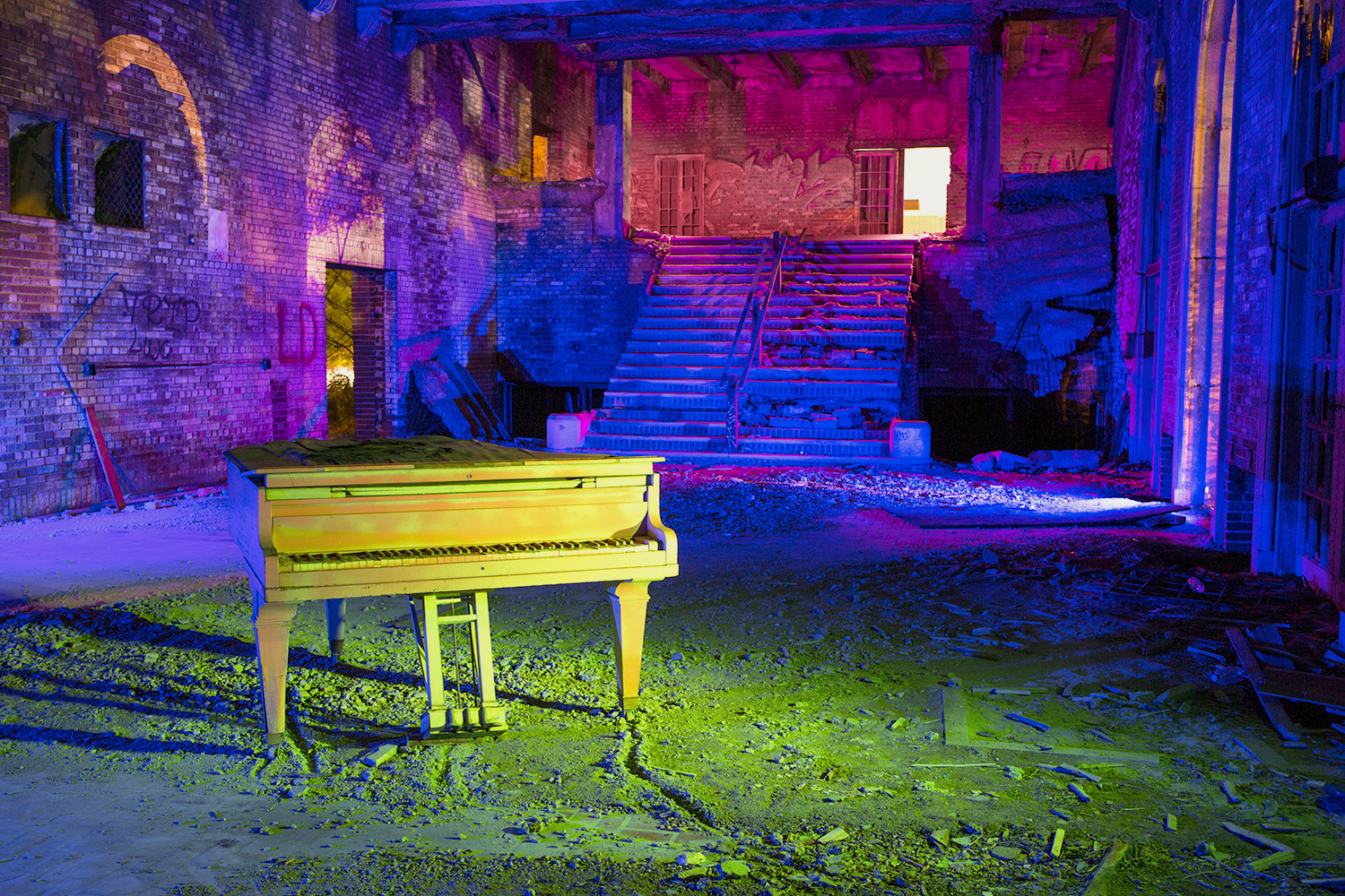 Memorial Piano - Gary, Indiana - The Flash Nites